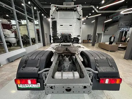 Седельный тягач Sitrak C7H, 2023