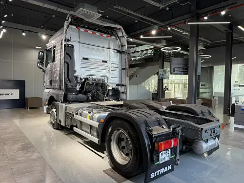 Седельный тягач Sitrak C7H MAX, 2023