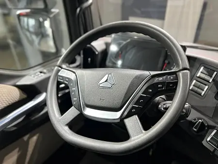 Седельный тягач Sitrak C7H MAX, 2023