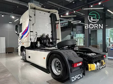 Седельный тягач Dongfeng GX Pro, 4×2, 2026