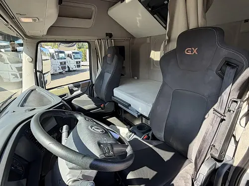 Седельный тягач Dongfeng DFH, 4×2, 2023