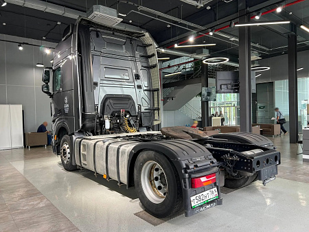 Самосвал Shacman X6000, 2023
