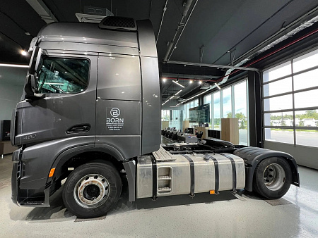 Самосвал Shacman X6000, 2023